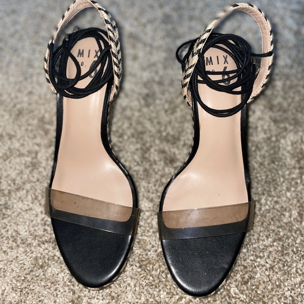 Tie Up Wedges